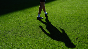 Ex-jogador da Premier League detido por suspeitas de agressão sexual