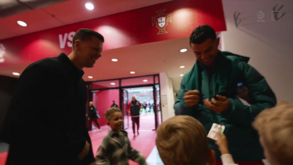 Cristiano Ronaldo brinca com Szczesny: «Tiveste de te retirar para ires para um grande clube»