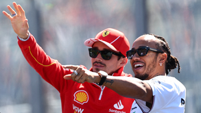 Binotto diz que não assinaria com Hamilton se ainda estivesse na Ferrari: «Se o grande talento é Leclerc...»