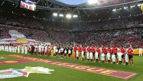 Delegado da Liga recebeu dezenas de bilhetes para jogos do Benfica mas sai ilibado por falta de enquadramento legal