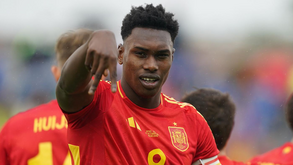 Samu defende compatriota que foi alvo de comentários racistas em jogo dos sub-19 de Espanha