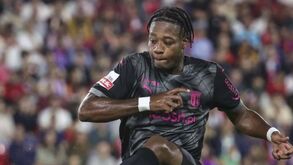 Bright Arrey-Mbi pára três semanas