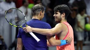 Alcaraz e Sinner na final do Six Kings Slam, Nadal e Djokovic lutam pelo 3.º lugar