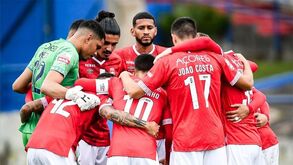 Gondomar-Santa Clara, 0-1: golo tardio apura açorianos