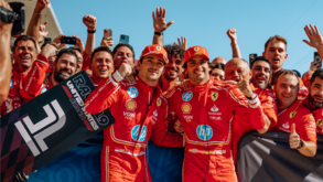 Charles Leclerc vence GP dos EUA em final polémico com penalização a Lando Norris