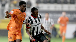 Moshood herói no Varzim: «Adorava defrontar o FC Porto e marcar»