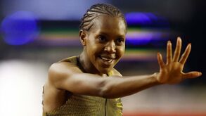 Faith Kipyegon e Noah Lyles novamente candidatos a atletas do ano da World Athletics