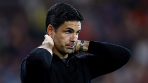 Arteta espera aprender com os erros: «A jogar com dez por 65 minutos é impossível»