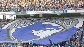 Super Dragões lançam petição e pedem 