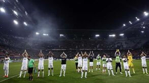 Este fato europeu assenta na perfeição ao Sporting