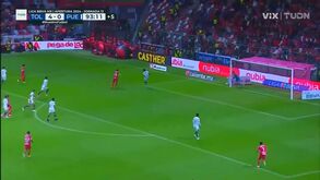 Dois golos e podiam ter sido três: mais um 'show' de Paulinho em nova goleada do Toluca