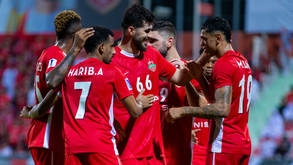 Al Ahli de Paulo Sousa e Al Hussein de João Mota vencem na Champions Asiática 2