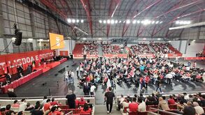 AG do Benfica para revisão dos estatutos prossegue no sábado