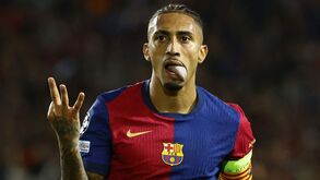 Hansi Flick encantado com Raphinha: «Nunca tive um jogador assim»