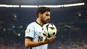 Rúben Neves vai parar entre três a quatro semanas e arrisca falhar jogos da Seleção