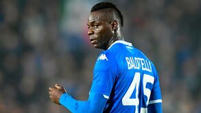 Génova desiste de Balotelli mas tem outros desempregados na mira