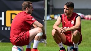 Turcos apontam jogador do Galatasaray ao Benfica: Aktürkoglu terá dado boas indicações