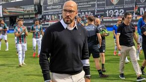 José Faria acredita que o Estrela pode travar o V. Guimarães: «Sinto a equipa mais confiante»