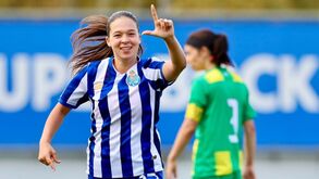 Inês Oliveira marca 6 golos em nova goleada expressiva da equipa feminina do FC Porto