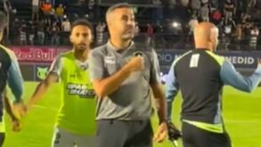 Artur Jorge reage a insultos xenófobos e Botafogo emite comunicado