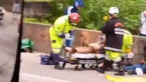 Imagens violentas da batalha entre adeptos de Cruzeiro e Palmeiras: uma pessoa morre queimada e há 12 feridos