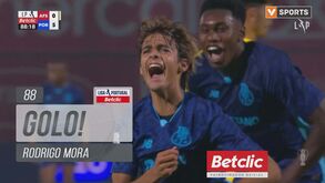 Mora é o quarto mais jovem a faturar pelo FC Porto