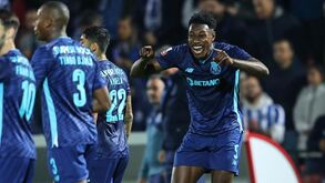 «Samu é demolidor como Hulk, oportunista como Falcão e eficaz como Jardel»