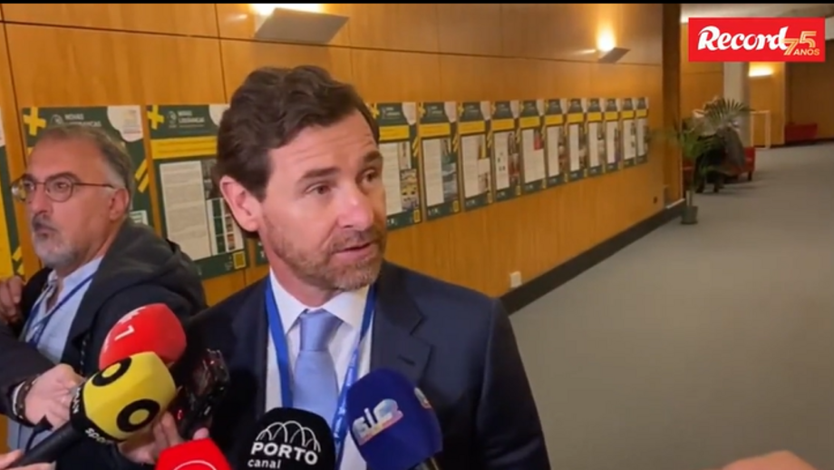 Presidente do FC Porto aborda prestação do reforço dos dragões