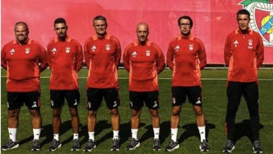 Rúben Cachada Fernandes à esquerda na foto