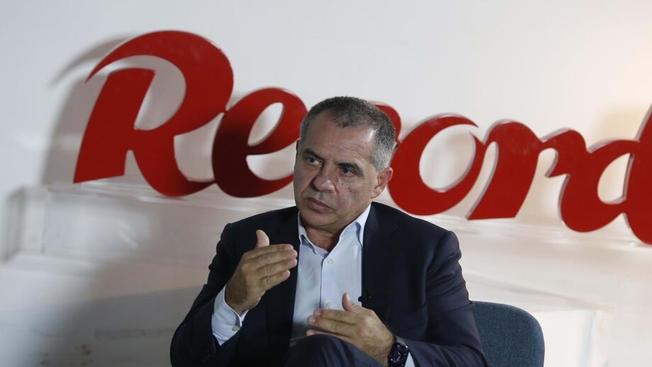 Entrevista exclusiva Record ao secretário de Estado do Desporto