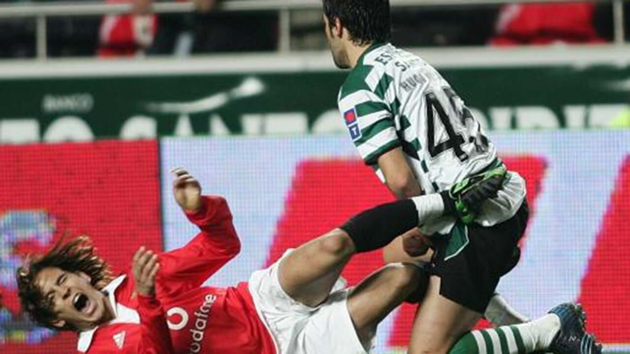 João Pereira  conseguiu expulsar  Viana 