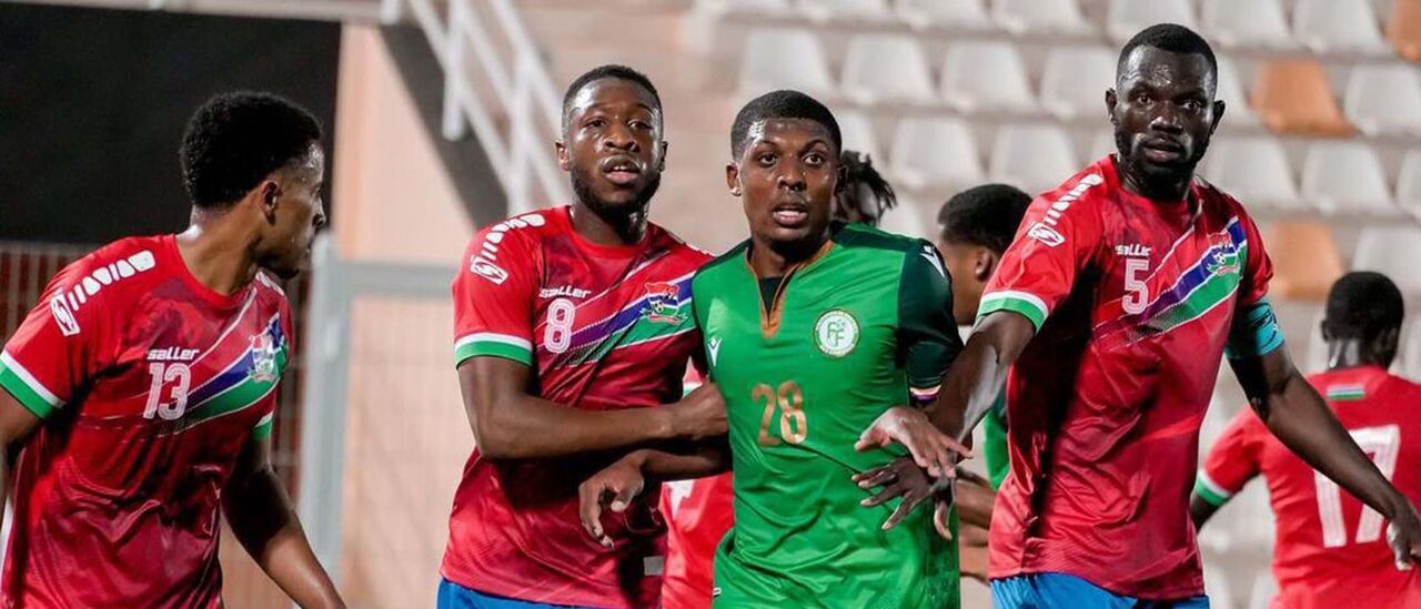 Médio estreou-se contra a Gâmbia