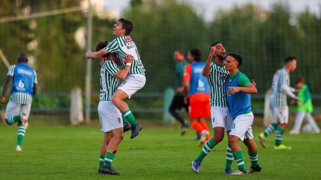 Lusitano de Évora é a principal surpresa desta ronda, ao eliminar o AVS