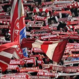 Ultras do Bayern pararam de cantar no jogo com o Benfica após adepto sofrer paragem cardiorrespiratória