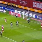 Ricardo Horta colocou o Sp. Braga na frente: jogadores do Sporting pediram falta sobre Israel