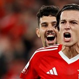 Benfica tem plano para segurar Carreras