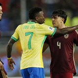 Brasil empata na Venezuela: jogador do Casa Pia foi herói em jogo com final quente... e molhado