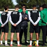 Saiba quem são os 15 jovens chamados por João Pereira ao treino do Sporting