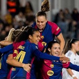 Kika Nazareth assiste na goleada do Barcelona em casa do Real Madrid