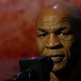 Mike Tyson desabafa após combate com Jake Paul: «Quase morri em junho, fiz 8 transfusões de sangue»