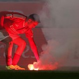 Tochas no clássico: Benfica leva processo disciplinar