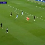 A saída disparatada de Ederson que tirou a vitória ao Man. City frente ao Feyenoord