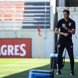 Benfica perde na Youth League: «Combinámos que íamos dar tudo e se tivéssemos de perder por mais...»