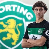 Dinis Santos tem Hjulmand como exemplo e assinou contrato de formação com o Sporting