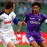 Serena lembra Rui Costa na Fiorentina: «Podia marcar 15 por época... mas preferia assistir»