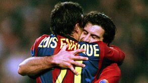 Luis Enrique lembra saída de Figo para o Real Madrid: «Era um irmão para nós, um irmão de verdade»