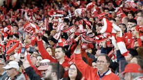 Mais uma multa pesada para o Benfica por uso de pirotecnia
