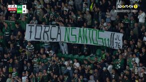 O momento em que Nuno Santos é homenageado pelas bancadas de Alvalade