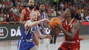A crónica do Benfica-FC Porto, 82-77: Águia sólida como uma pedra
