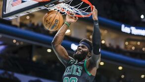 Neemias volta a mostrar-se em nova vitória dos Boston Celtics sobre os Charlotte Hornets